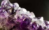 Science Has Revealed About the Crystal Therapy