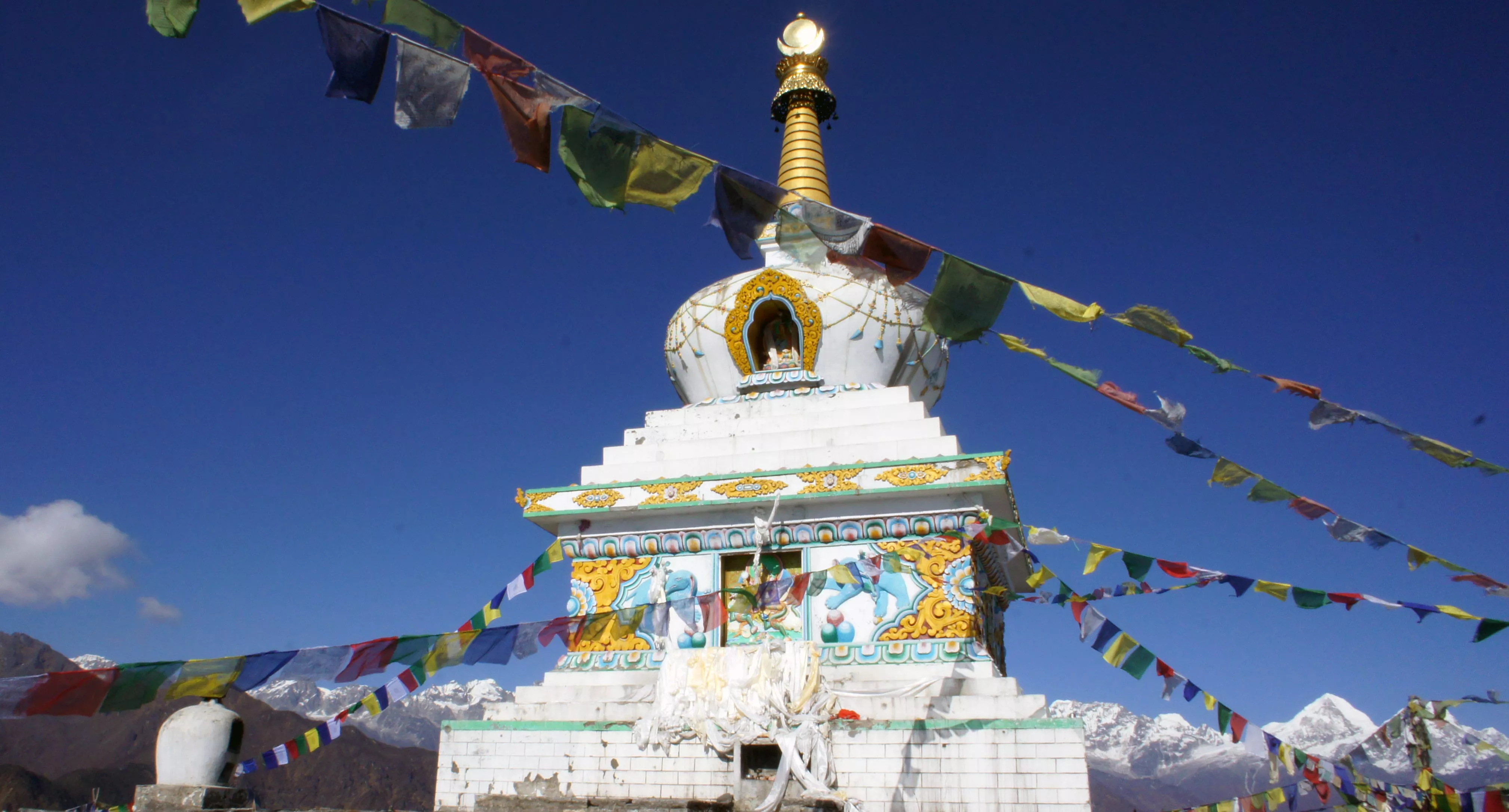 nepal trekking guide