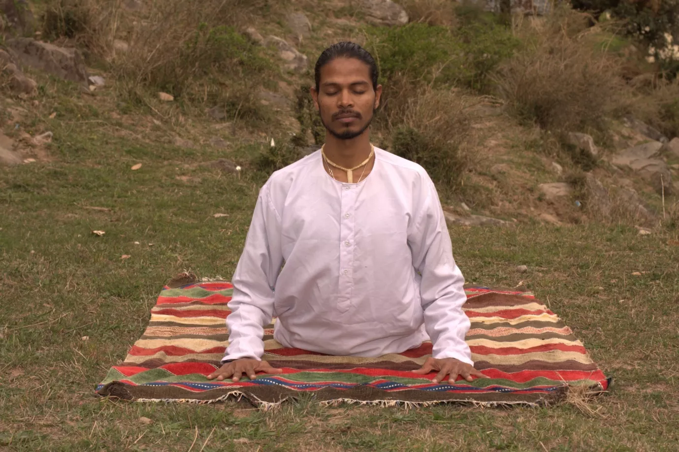 List Of Best Ashrams For Meditation And Yoga In Rishikesh For Stay Healthy On This Year